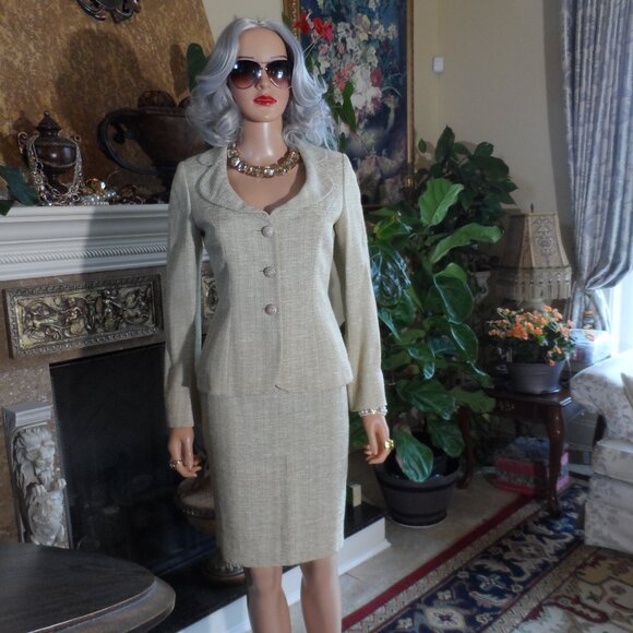 Moschino CheapandChic Yellow/Beige Tweed Skirt Suit Size US 8 - Picture 2 of 16